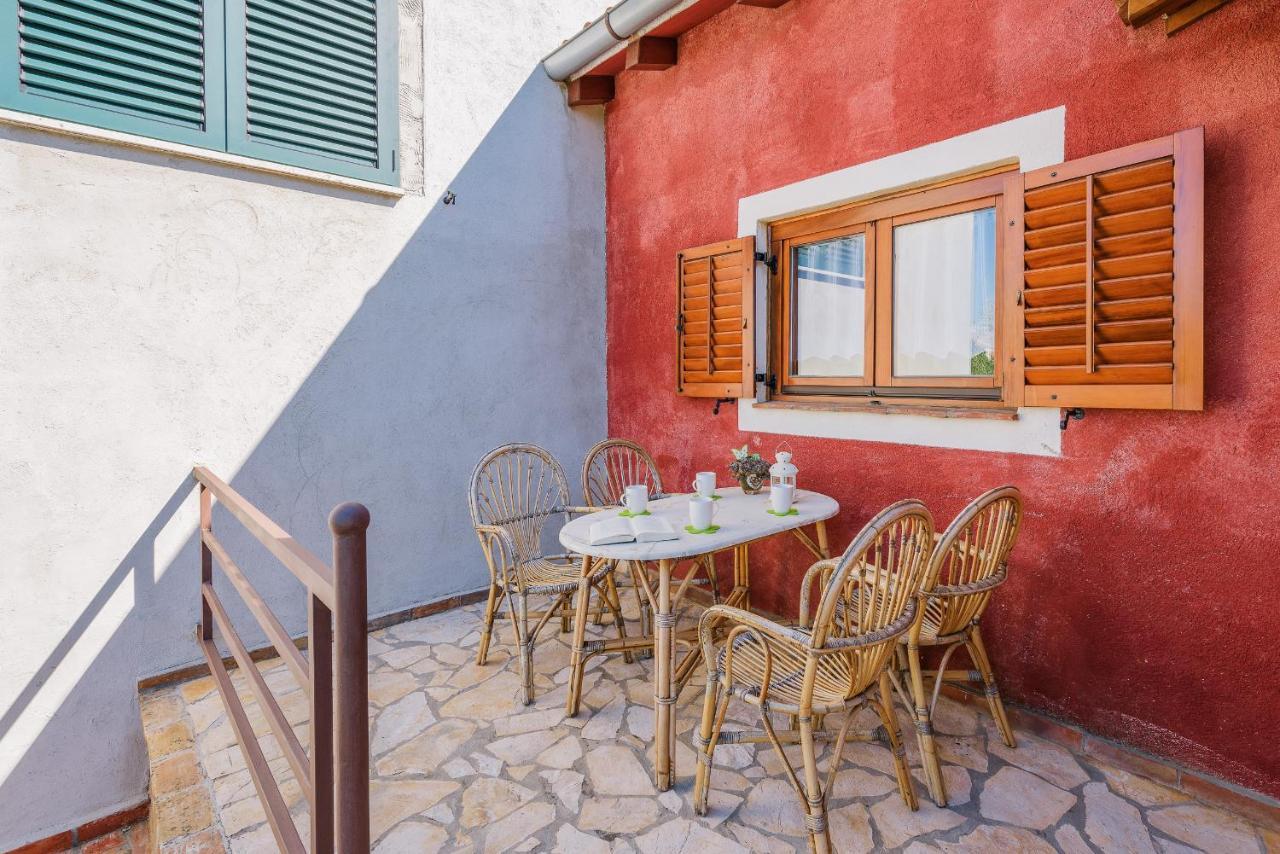 Apartment With Pool Višnjan Exterior foto